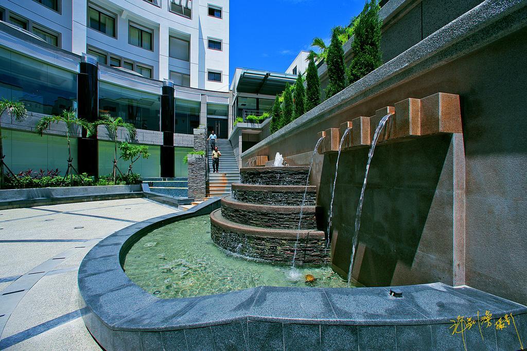 Garden Villa Kaohsiung Exterior foto